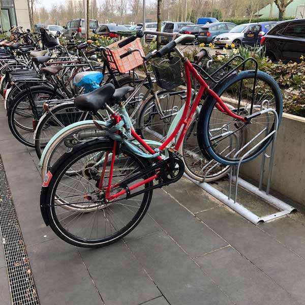 Fietsparkeren | Fietsenrekken | Ideaal 2.0 fietsenrek, enkelzijdig | image #2 |  fietsparkeren fietsenrek Ideaal 2.0 enkelzijdig FietsParKeur