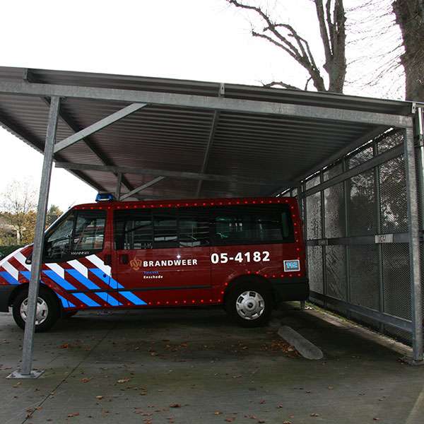 Overkappingen | Carports | FalcoGrand multifunctionele overkapping | image #6 |  overkapping bedrijfsauto's carport FalcoGrand