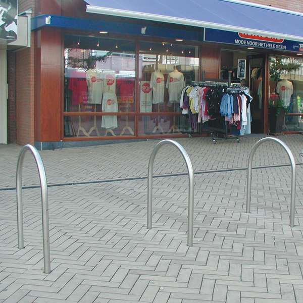 Fietsparkeren | Fietsaanleunbeugels | RVS fietsaanleunbeugel, rond| fietsparkeren RVS fietsaanleunbeugel, halfrond Fietsparkeren | Fietsaanleunbeugels | RVS fietsaanleunbeugel, rond | image #3 | fietsparkeren RVS fietsaanleunbeugel, halfrond