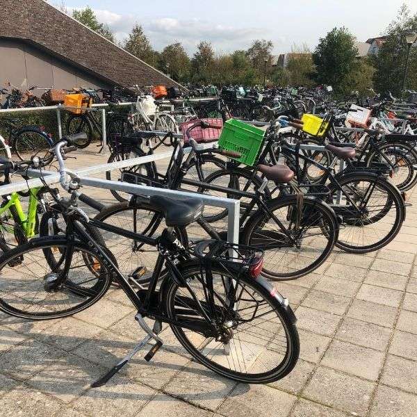 110111 fietsparkeren fietsenrek fietsafscheiding schoolterrein inrichten 110111 fietsparkeren fietsenrek fietsafscheiding schoolterrein inrichten