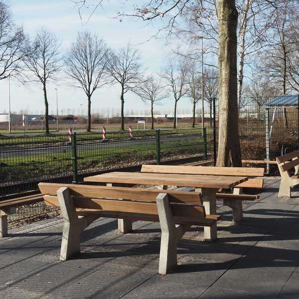 Straatmeubilair | Banken | FalcoPark buitenbank met rug| zitbank parkbank straatmeubilair buitenbank FalcoPark Straatmeubilair | Banken | FalcoPark buitenbank met rug | image #8 | zitbank parkbank straatmeubilair buitenbank FalcoPark