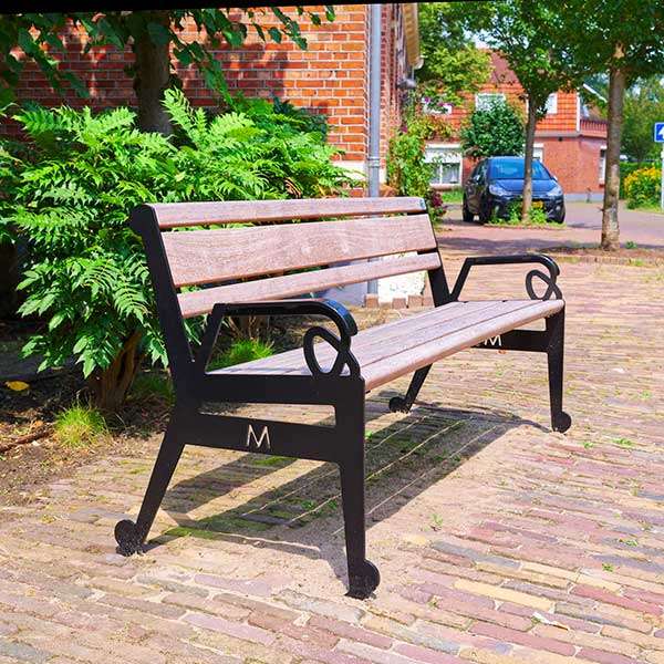 Straatmeubilair | Op maat gemaakt | Maaike's bankjes geplaatst in Borne| 129755 straatmeubilair op maat buitenbank Straatmeubilair | Op maat gemaakt | Maaike's bankjes geplaatst in Borne | image #5 | 129755 straatmeubilair op maat buitenbank