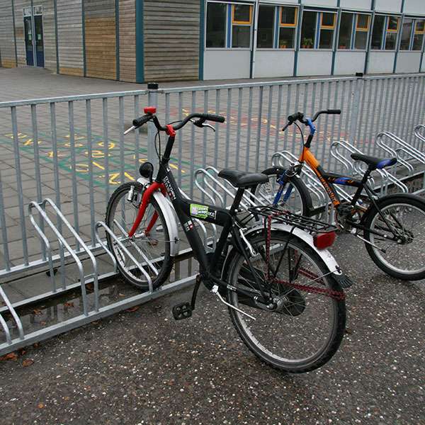Fietsparkeren | Fietsenrekken | A-11 fietsenrek, enkelzijdig| fietsparkeren fietsenrek A-11 enkelzijdig Fietsparkeren | Fietsenrekken | A-11 fietsenrek, enkelzijdig | image #2 | fietsparkeren fietsenrek A-11 enkelzijdig
