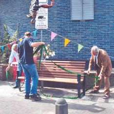 Twee Relaxbanken in Zevenbergen geplaatst voor programma