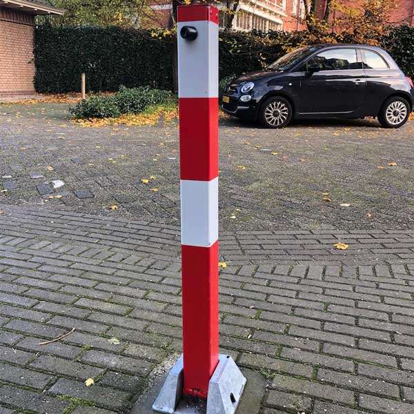 Verkeersvoorzieningen | Afzetpalen | FalcoSentry klappaal | image #4 |  verkeersvoorzieningen kantelbaar afzetpaal FalcoSentry