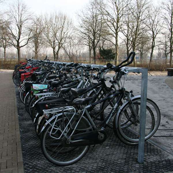 Fietsparkeren | Fietsenrekken | FalcoHanger stuurdraagsysteem | image #2 |  fietsparkeren stuurdraagsysteem FalcoHanger fietsenrek enkelzijdig