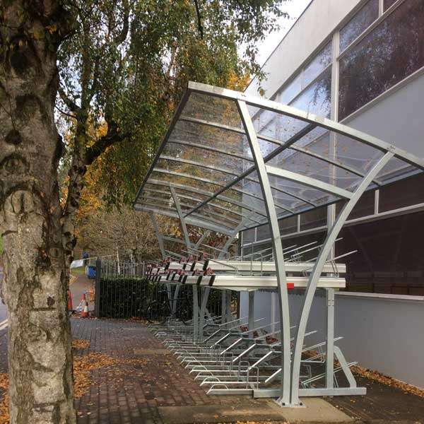Overkappingen | Overkappingen compact fietsparkeren | FalcoRail enkelzijdige fietsoverkapping voor etagerekken | image #6 |  Fietsparkeren fietsoverkapping transparant FalcoRail compact fietsparkeren voor etagerekken