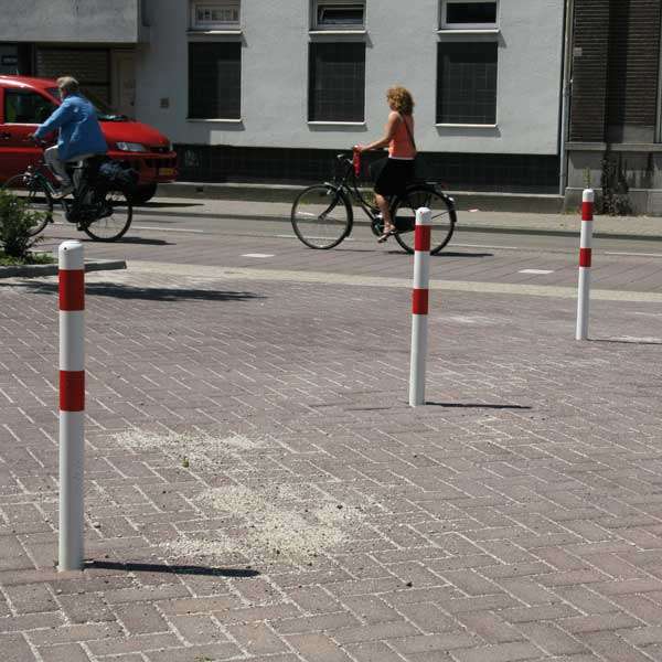 Verkeersvoorzieningen | Afzetpalen | FalcoRound vaste afzetpaal| verkeersvoorzieningen afzetpaal FalcoRound diam. 60 Verkeersvoorzieningen | Afzetpalen | FalcoRound vaste afzetpaal | image #3 | verkeersvoorzieningen afzetpaal FalcoRound diam. 60
