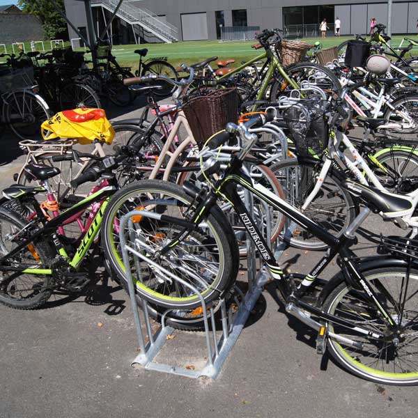 Fietsparkeren | FietsParkeur | Fietsenrek Ideaal 2.0, dubbelzijdig| fietsparkeren fietsenrek Ideaal 2.0 dubbelzijdig FietsParKeur Fietsparkeren | FietsParkeur | Fietsenrek Ideaal 2.0, dubbelzijdig | image #8 | fietsparkeren fietsenrek Ideaal 2.0 dubbelzijdig FietsParKeur