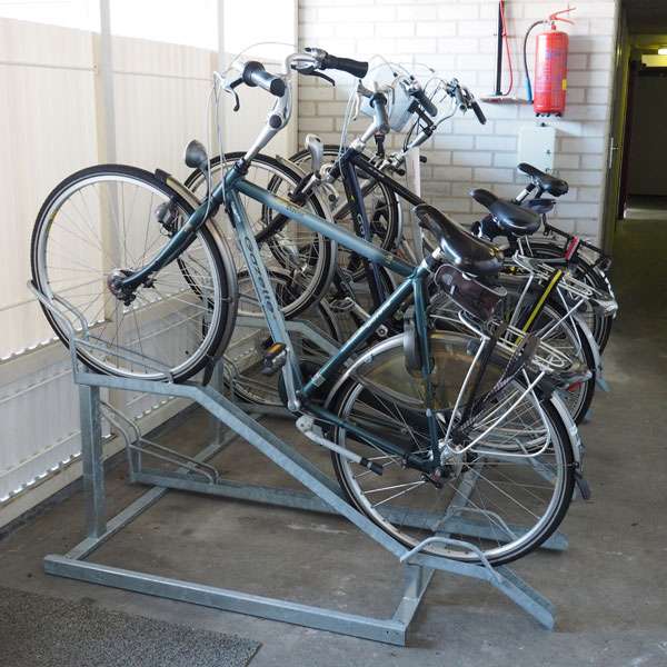 Fietsparkeren | Bijzondere fietsen | FalcoCrate fietsenrek | image #5 |  fietsparkeren fietsenrek voor kratfiets transportfiets FalcoCrate