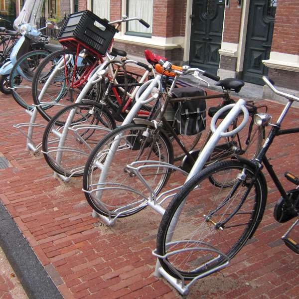 Fietsparkeren | Fietsenstandaards | Triangel-10 fietsstandaard | image #7 |  fietsparkeren fietsstandaard Triangel-10 FietsParKeur