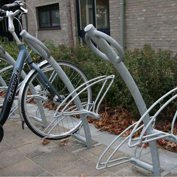 Fietsparkeren | FietsParkeur | Fietsstandaard Triangel-10 | image #2 |  fietsparkeren fietsstandaard Triangel-10 FietsParKeur