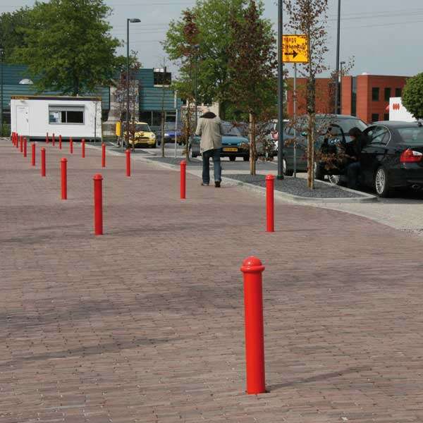 Verkeersvoorzieningen | Afzetpalen | Bowler vaste afzetpaal | image #4 |  verkeersvoorzieningen afzetpaal bowler