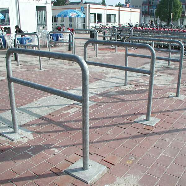Verkeersvoorzieningen | Verkeersgeleiders | Geleidehek met tussenbuis| verkeersvoorzieningen geleidehekken tussenbuis verkeersgeleiders Verkeersvoorzieningen | Verkeersgeleiders | Geleidehek met tussenbuis | image #5 | verkeersvoorzieningen geleidehekken tussenbuis verkeersgeleiders