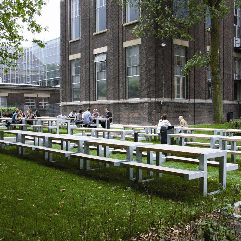Picknicken bij de TU Delft