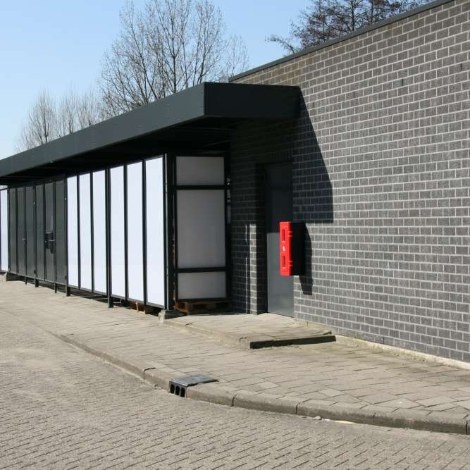 46696 straatmeubilair overkapping rokersruimte rokersoverkapping parkbank zitbank asbak