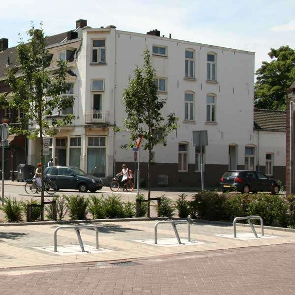 Verkeersvoorzieningen | Parkeervoorzieningen | Parkeerbeugel | image #3 |  verkeersvoorzieningen parkeervoorzieningen parkeerbeugel