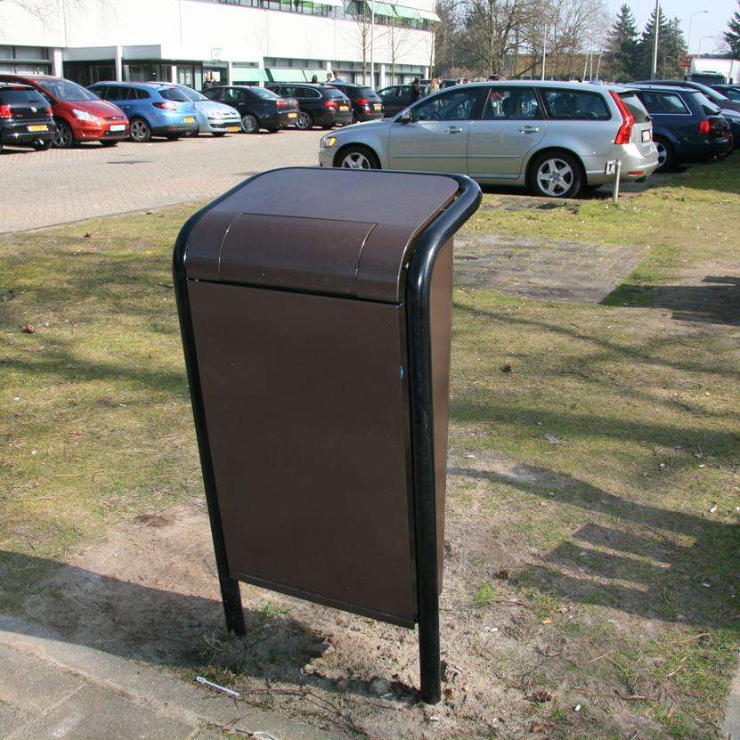 Afvalbakken FalcoJona voor Philips' buitenterrein