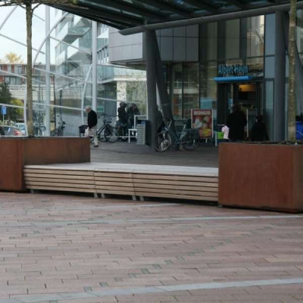 Tapis du Bois bankelementen voor winkelcentrum te Rotterdam - 2
