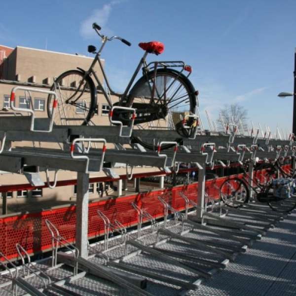 Fietsflat uitgebreid met etage-fietsenrekken FalcoLevel - 4 Fietsflat uitgebreid met etage-fietsenrekken FalcoLevel - 4
