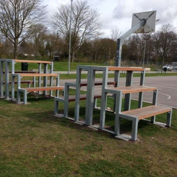 Buitenterrein rsg Wiringherlant ondergaat metamorfose met Falco straatmeubilair - 5