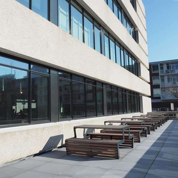 88832_picknicktafel_FalcoLinea_straatmeubilair_staal_hout
