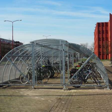 88555_transparant_fietsoverkapping_fietsenrekken_afsluitbaar