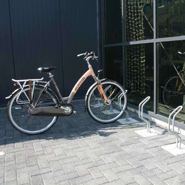 Fietsparkeren | Fietsklemmen | F-7 fietsklem | image #2 |  fietsparkeren fietsklem F-7 90 graden