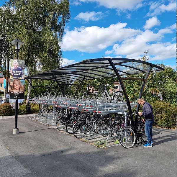 Overkappingen | Overkappingen compact fietsparkeren | FalcoRail dubbelzijdige fietsoverkapping voor etagerekken | image #3 |  Fietsparkeren fietsoverkapping rokersoverkapping transparant FalcoRail