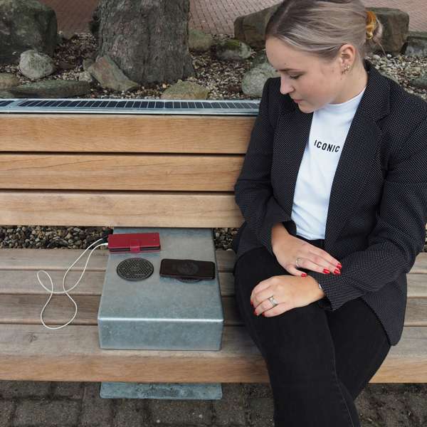 Straatmeubilair | Banken | FalcoE-Wing innovatieve buitenbank| straatmeubilair buitenbank bank innovatieve bank zitbank Straatmeubilair | Banken | FalcoE-Wing innovatieve buitenbank | image #3 | straatmeubilair buitenbank bank innovatieve bank zitbank