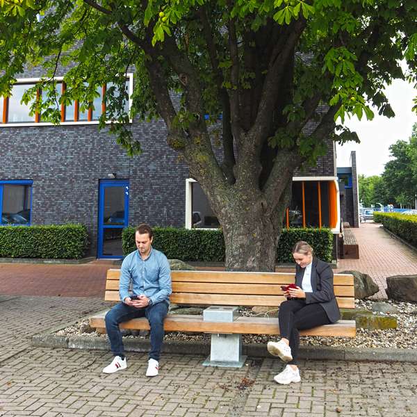Straatmeubilair | Banken | FalcoE-Wing innovatieve buitenbank| straatmeubilair buitenbank bank innovatieve bank zitbank Straatmeubilair | Banken | FalcoE-Wing innovatieve buitenbank | image #2 | straatmeubilair buitenbank bank innovatieve bank zitbank