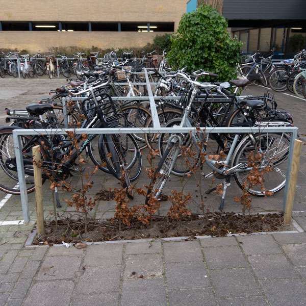 Fietsparkeren | Fietsafscheiding | FalcoGrid fietsafscheiding dubbelzijdig | image #3 |  fietsparkeren fietsafscheiding geleidehek fietsafzetting