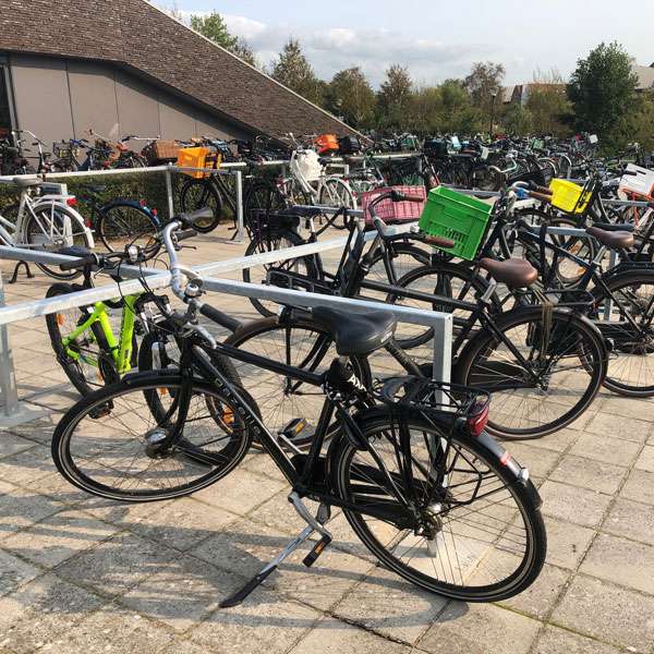 Fietsparkeren | Fietsafscheiding | FalcoGrid fietsafscheiding dubbelzijdig | image #6 |  fietsparkeren fietsafscheiding geleidehek fietsafzetting