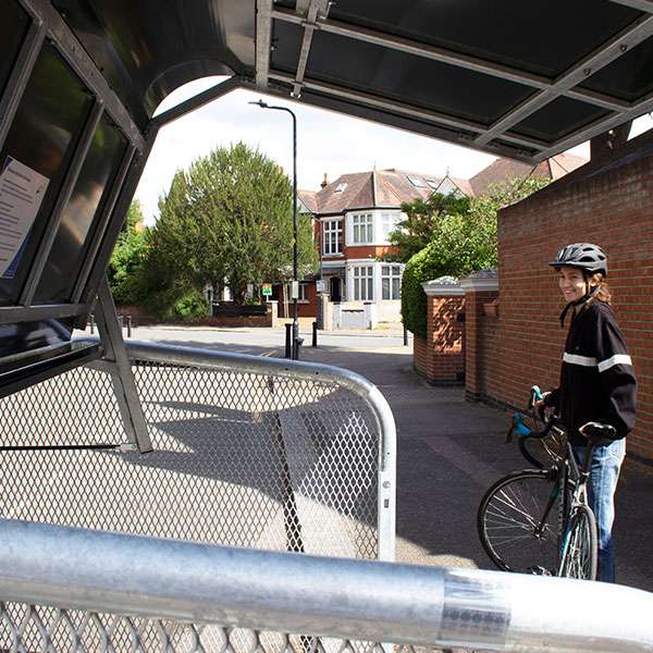 FalcoPod fietskluizen geplaatst in stadsdelen van Londen