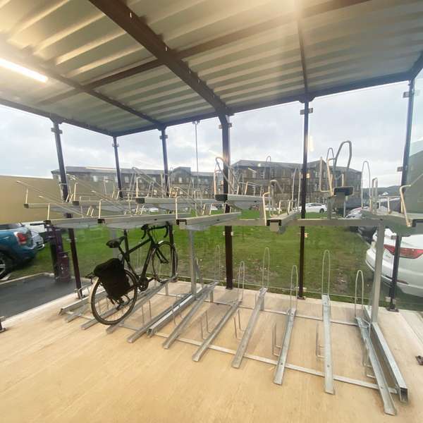 cycle hubs etagerek reparatiezuil
