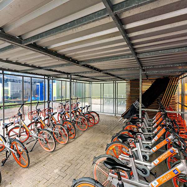 131021 fietsoverkapping circulair fietsparkeren