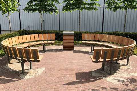 101545 straatmeubilair bedrijventerrein zitbanken picknickset afvalbak asbak