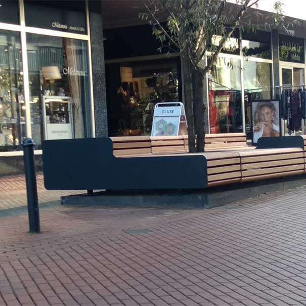 Straatmeubilair zorgt voor meer beleving bij winkelcentrum Brunssum