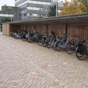 Projecten | Afsluitbaar maken van een deel van bestaande fietsoverkapping | image #1 | 104545 fietsparkeren fietsoverkapping