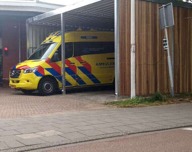 108784 carport overkapping ambulance