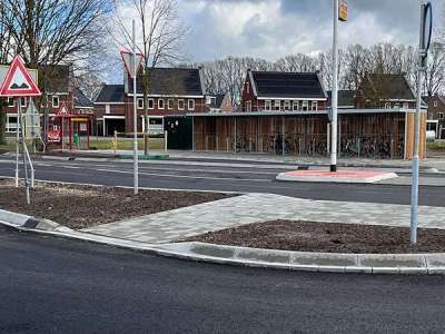 108799 fietsparkeren fietsoverkapping fietsaanleunbeugels bushalte