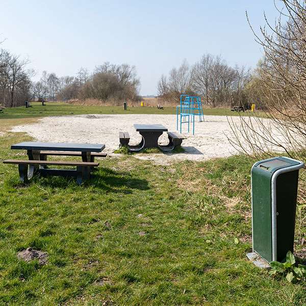 110878 straatmeubilair afvalbakken
