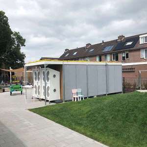 112822 fietsoverkapping berging schoolplein