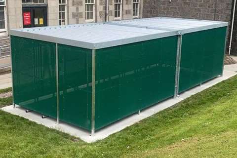 115906 fietsparkeren fietsoverkapping fietsaanleunbeugels fietsenrek zorginstelling ziekenhuis