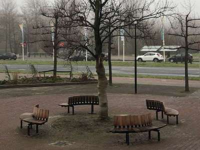 116846 Buitenbanken straatmeubilair zitbank parkmeubilair