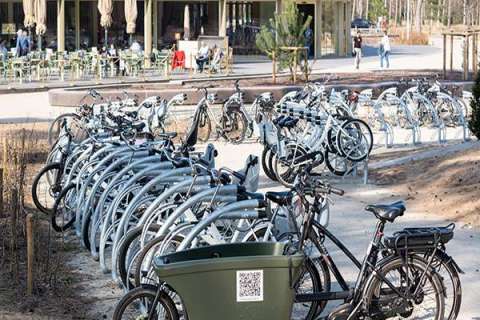 116895 fietsparkeren fietsstandaard fietsenrek oplaadpunt