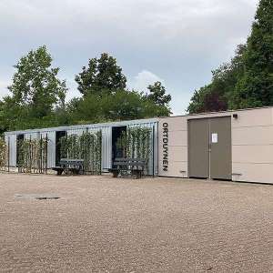 Projecten | Grote overkapping in gebruik als fietsenstalling en containerberging bij appartementencomplex | image #1 | 117980 overkapping fietsoverkapping containerberging