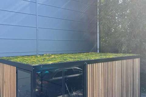 122349_121651 fietsoverkapping groendak fietsaanleunbeugel oplaadpunt