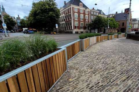 129657 straatmeubilair plantenbak_binnenhof