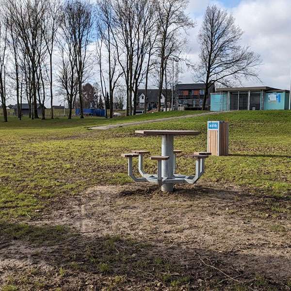 130680 fietsparkeren straatmeubilair buitenbank fietsaanleunbeugel
